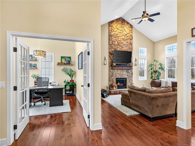 7608 Lake Meadow Drive, Ontario, NY 14519