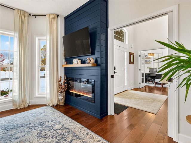 7608 Lake Meadow Drive, Ontario, NY 14519