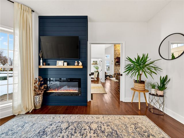 7608 Lake Meadow Drive, Ontario, NY 14519