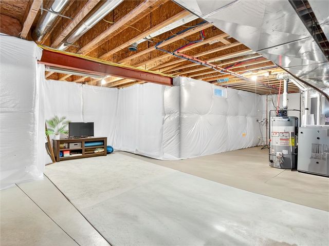 7608 Lake Meadow Drive, Ontario, NY 14519