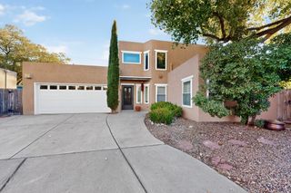 2518 THOMPSON Loop NW, Albuquerque, NM 87104
