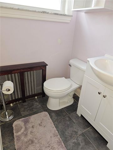 219 E meyers, Carrick, PA 15210