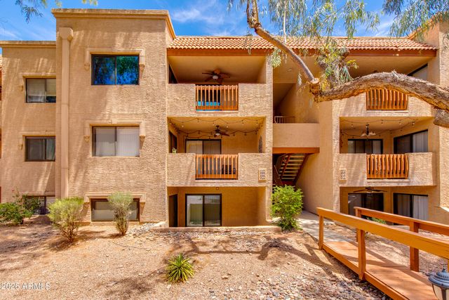 3031 N Civic Center Plaza 336, Scottsdale, AZ 85251