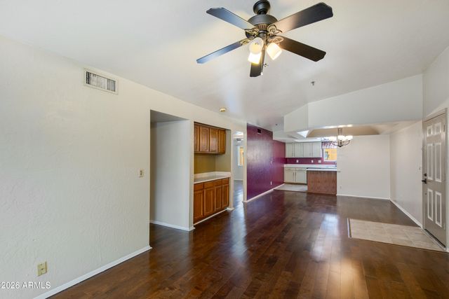 3031 N Civic Center Plaza 336, Scottsdale, AZ 85251