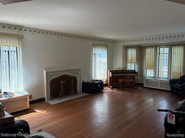 14590 Abington Avenue, Detroit, MI 48227