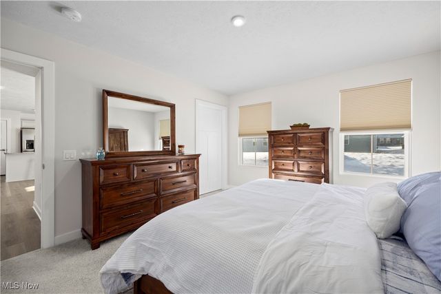 122 Eagle Circle, Amherst, OH 44001