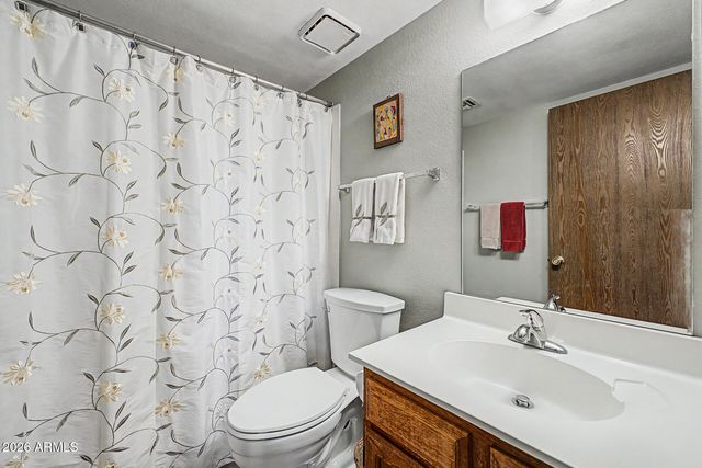 131 N HIGLEY Road 22, Mesa, AZ 85205