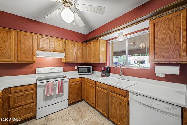 131 N HIGLEY Road 22, Mesa, AZ 85205