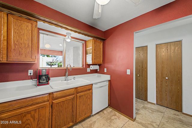 131 N HIGLEY Road 22, Mesa, AZ 85205