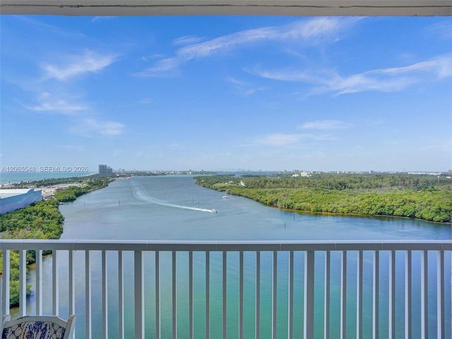 300 Bayview Drive 1914, Sunny Isles Beach, FL 33160