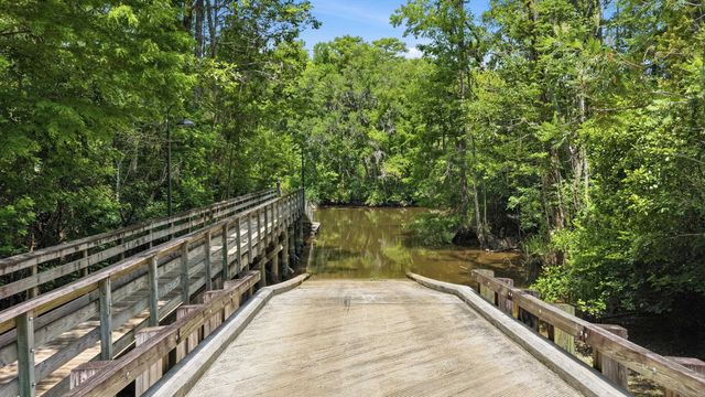 512 Collins Creek Rd., Murrells Inlet, SC 29576