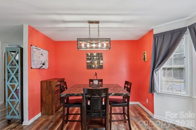 130 Crestview Street, Canton, NC 28716