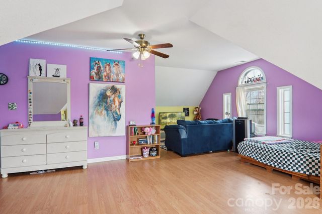 130 Crestview Street, Canton, NC 28716