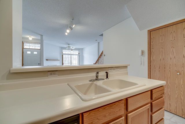 8372 Kimball Drive, Eden Prairie, MN 55347