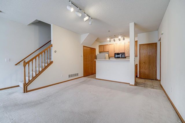 8372 Kimball Drive, Eden Prairie, MN 55347