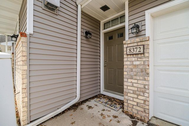 8372 Kimball Drive, Eden Prairie, MN 55347