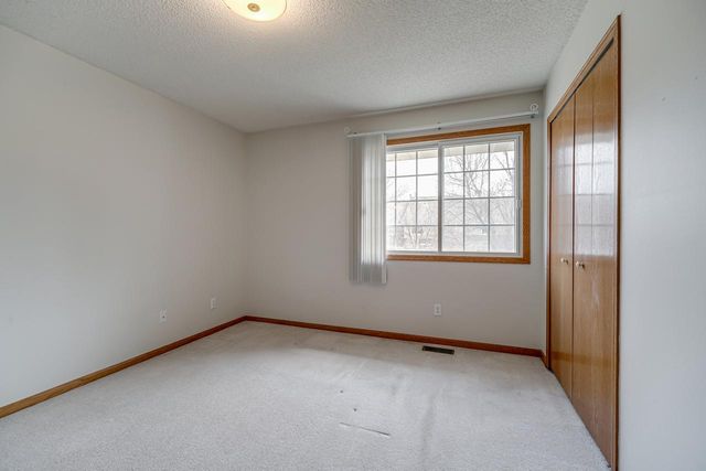 8372 Kimball Drive, Eden Prairie, MN 55347