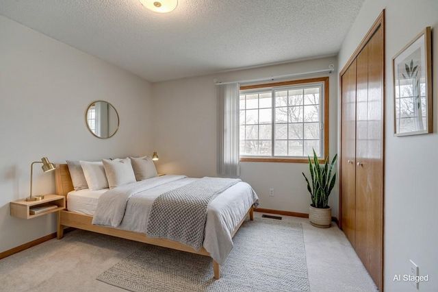 8372 Kimball Drive, Eden Prairie, MN 55347