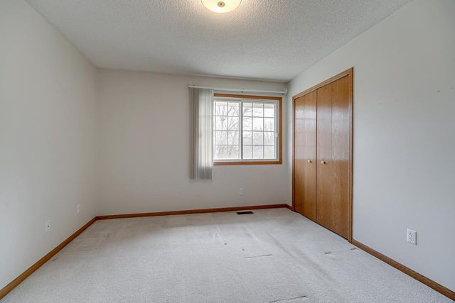 8372 Kimball Drive, Eden Prairie, MN 55347