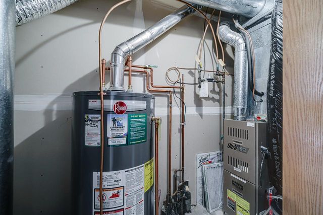 8372 Kimball Drive, Eden Prairie, MN 55347