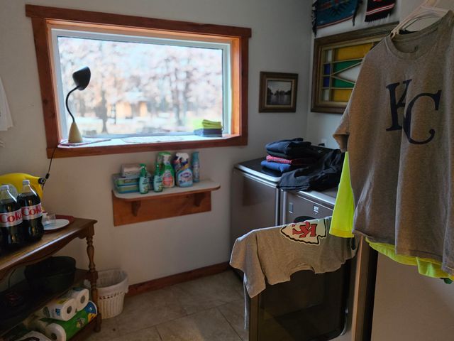 3759 Skyline Road, Seymour, MO 65746