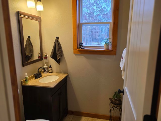 3759 Skyline Road, Seymour, MO 65746