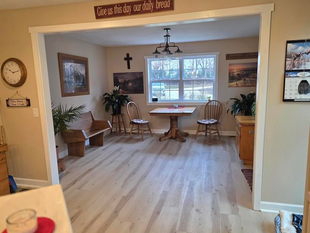 3759 Skyline Road, Seymour, MO 65746