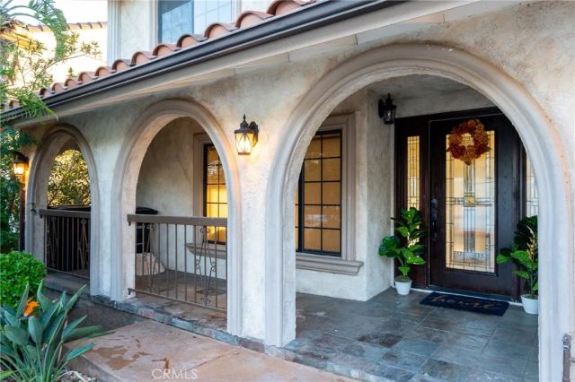 22564 Inspiration Pt, Canyon Lake, CA 92587