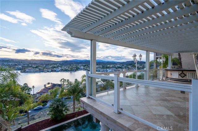 22564 Inspiration Pt, Canyon Lake, CA 92587