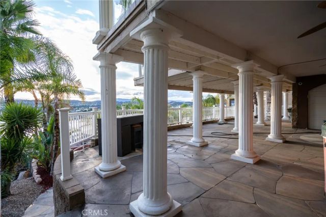 22564 Inspiration Pt, Canyon Lake, CA 92587