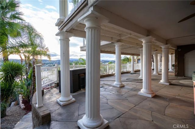 22564 Inspiration Pt, Canyon Lake, CA 92587