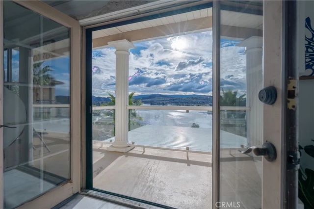 22564 Inspiration Pt, Canyon Lake, CA 92587