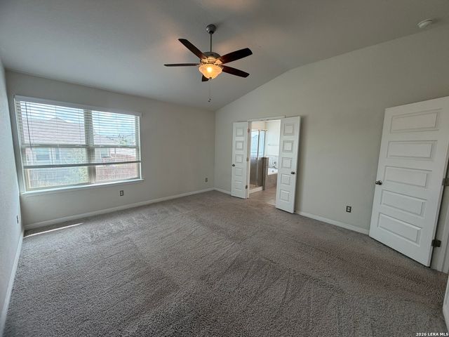 4804 NIGHT HERDER, St Hedwig, TX 78152