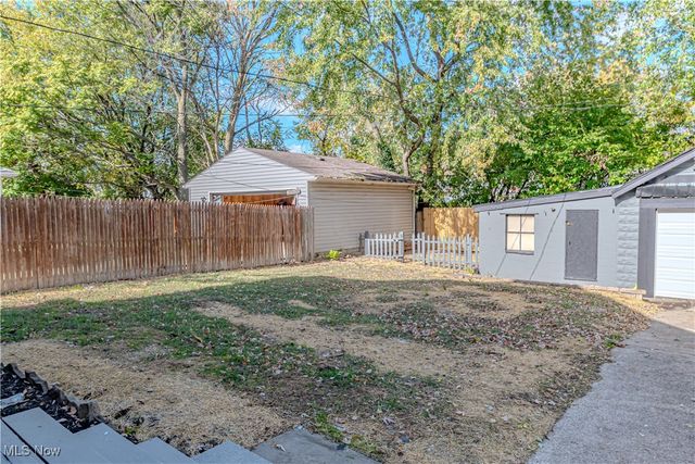 3810 Memphis Avenue, Cleveland, OH 44109