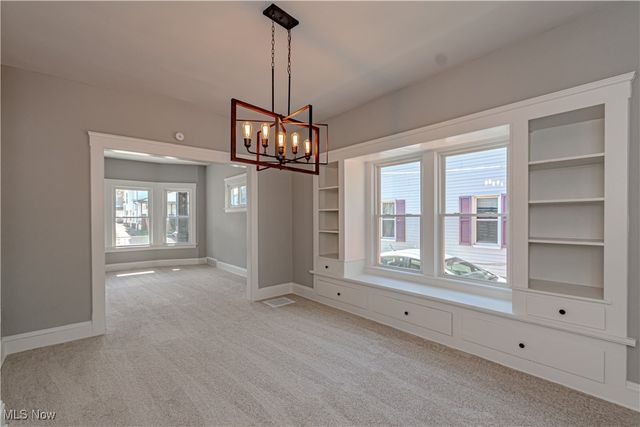 3810 Memphis Avenue, Cleveland, OH 44109