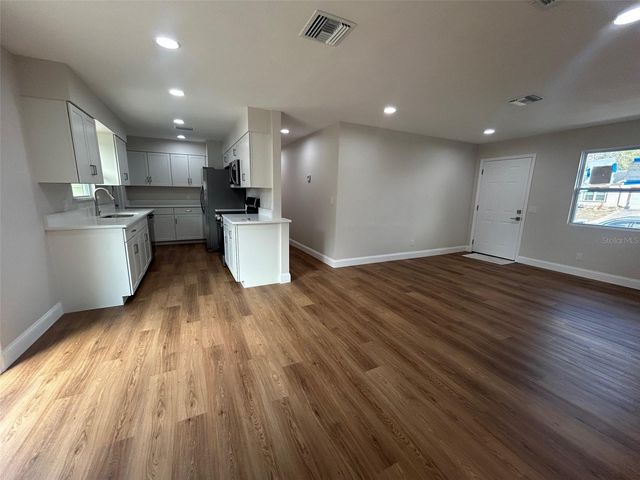 1826 BELSPRING AVENUE, Deltona, FL 32725