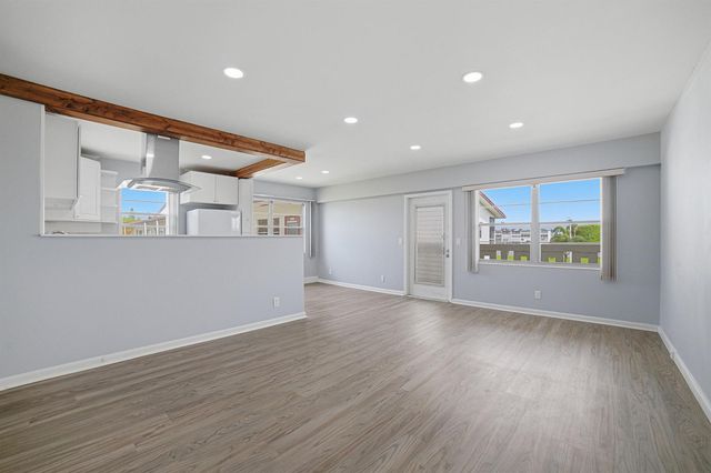 32 Fanshaw A 32, Boca Raton, FL 33434