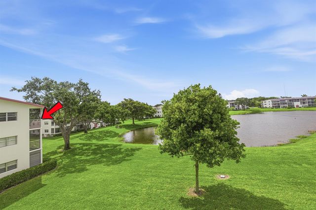 32 Fanshaw A 32, Boca Raton, FL 33434