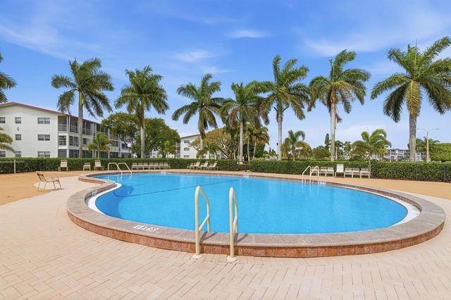 32 Fanshaw A 32, Boca Raton, FL 33434