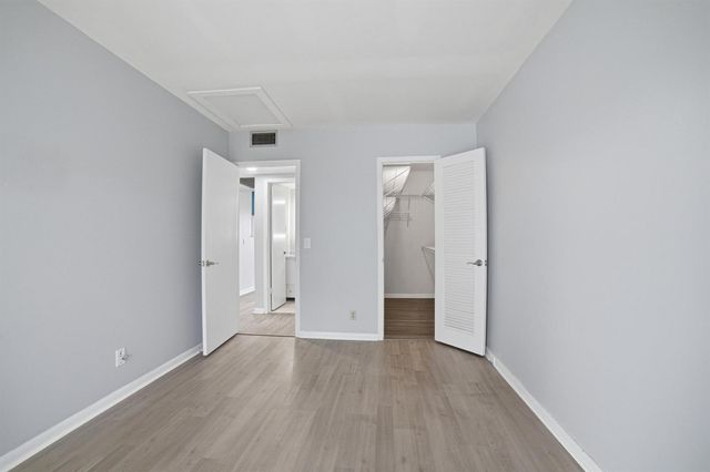 32 Fanshaw A 32, Boca Raton, FL 33434