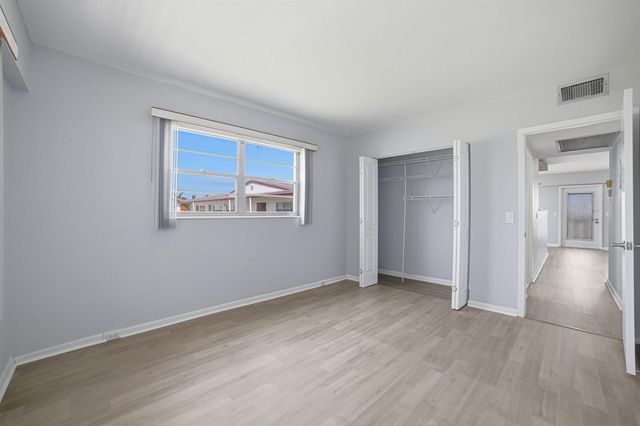 32 Fanshaw A 32, Boca Raton, FL 33434