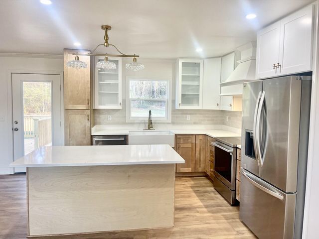 721 S Jackson Street, Athens, TN 37303