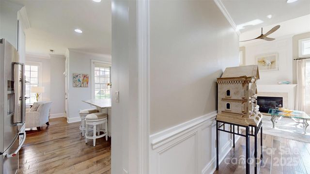 11724 Easthampton Circle, Charlotte, NC 28277