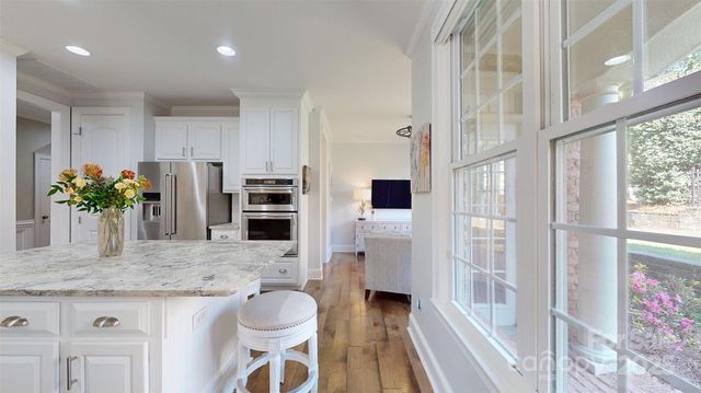 11724 Easthampton Circle, Charlotte, NC 28277