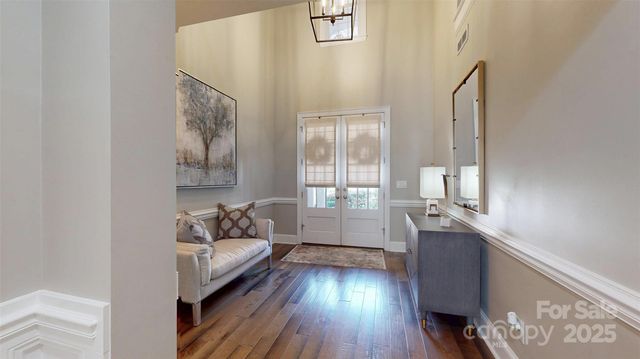 11724 Easthampton Circle, Charlotte, NC 28277