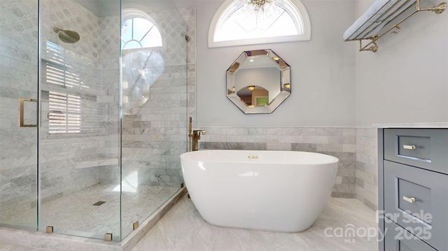 11724 Easthampton Circle, Charlotte, NC 28277