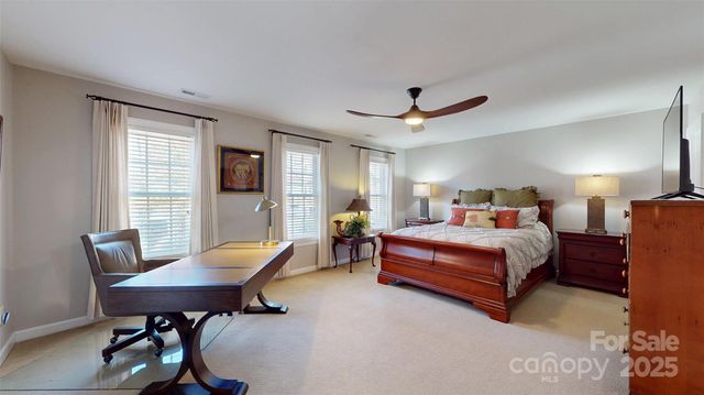 11724 Easthampton Circle, Charlotte, NC 28277