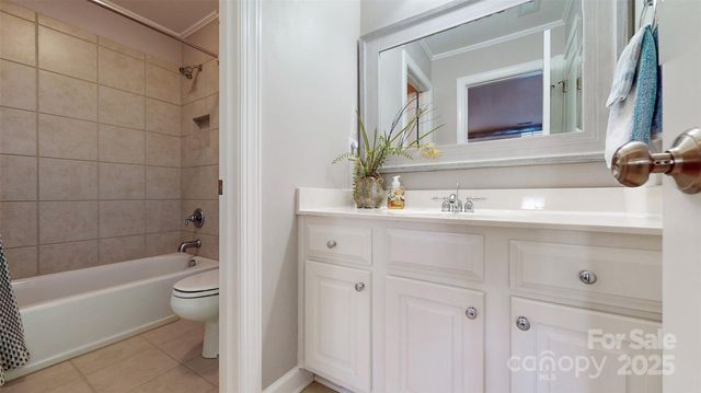 11724 Easthampton Circle, Charlotte, NC 28277