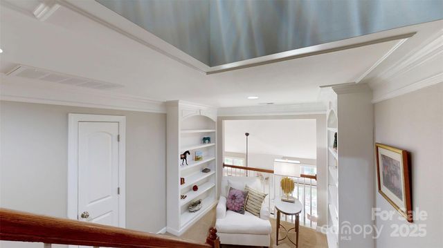 11724 Easthampton Circle, Charlotte, NC 28277