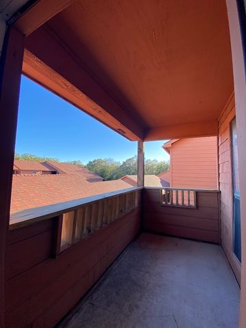 1305 West Villa Maria Road B107, Bryan, TX 77801